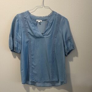 Blu Pepper Light Blue Denim Lace-Trim Puff Sleeve Top